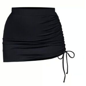 TA3 - Skirty - Black - Plus Size - NWT
